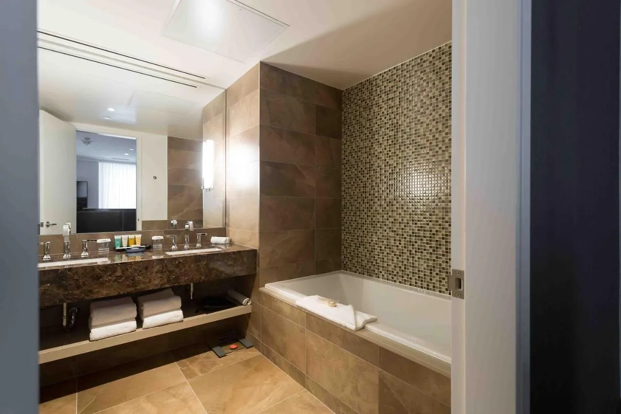 Sutton Place Hotel Торонто Канада