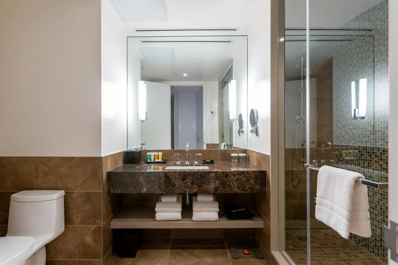 Sutton Place Hotel Торонто