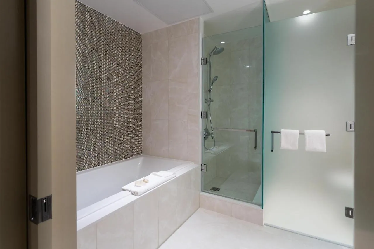 Sutton Place Hotel Торонто 4*,