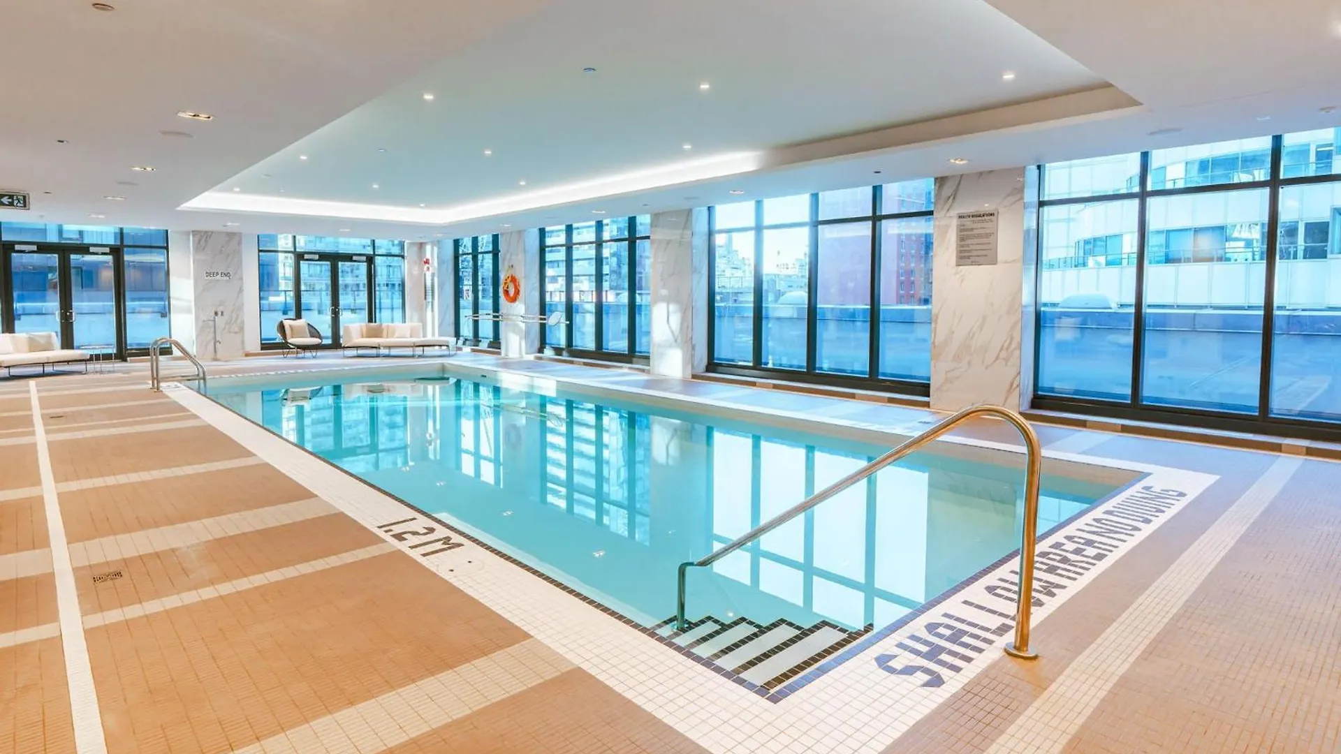 Sutton Place Hotel Торонто Канада