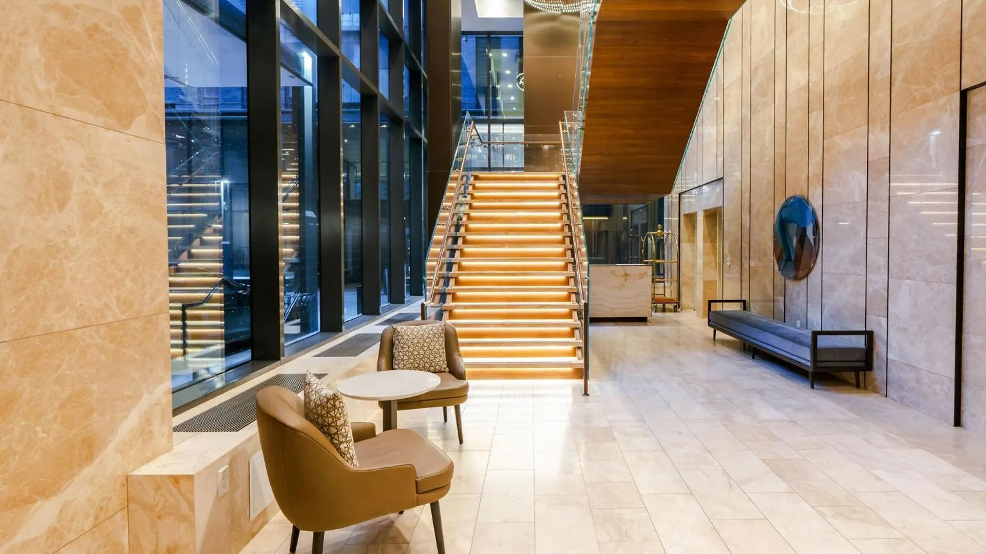 Sutton Place Hotel Торонто