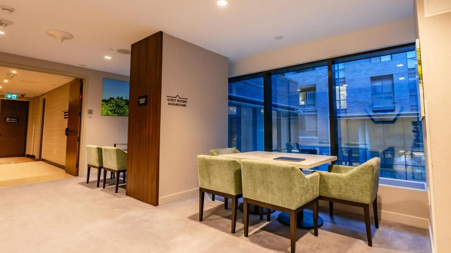 Sutton Place Hotel Торонто 4*,  Канада